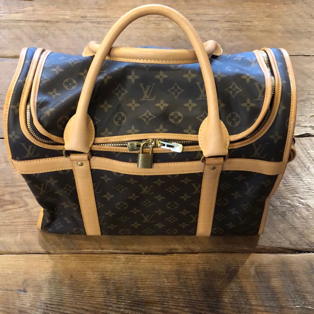 Louis Vuitton Dog Carrier 40